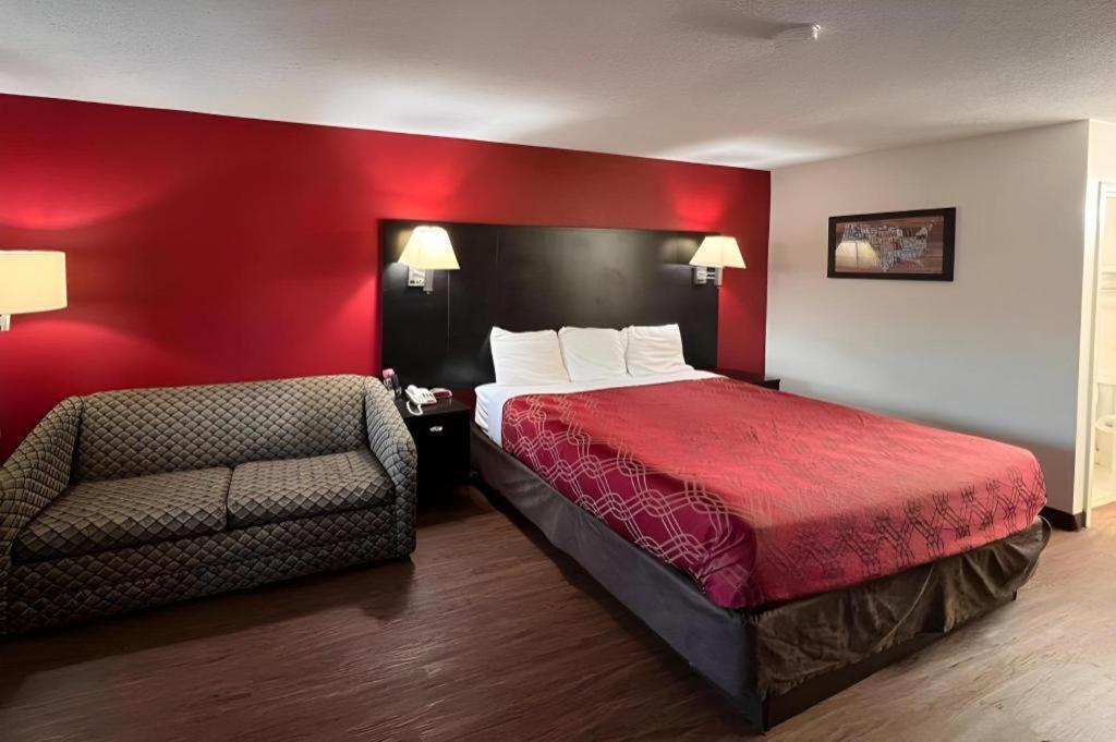 Econo Lodge Inn & Suites I-20, Exit 73 Tuscaloosa Eksteriør billede