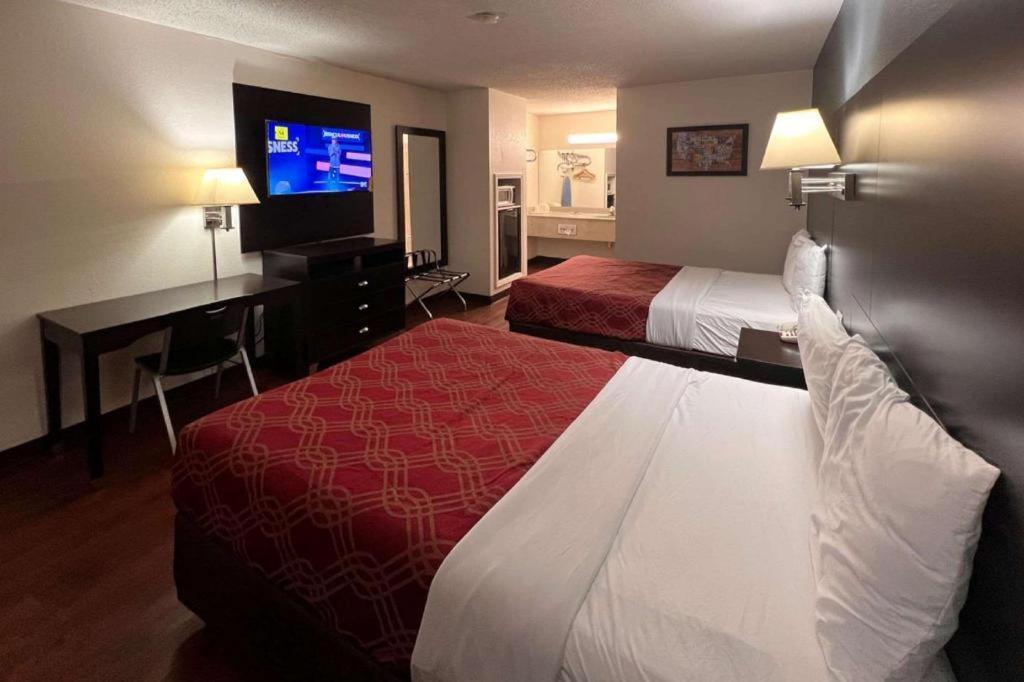 Econo Lodge Inn & Suites I-20, Exit 73 Tuscaloosa Eksteriør billede