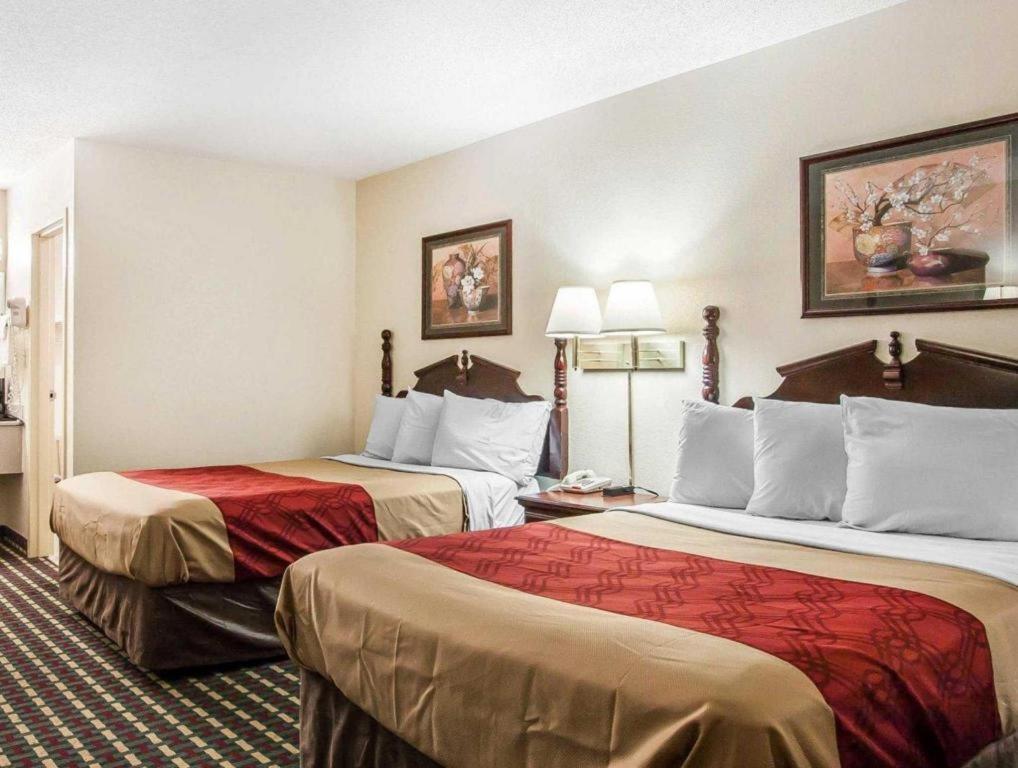 Econo Lodge Inn & Suites I-20, Exit 73 Tuscaloosa Eksteriør billede