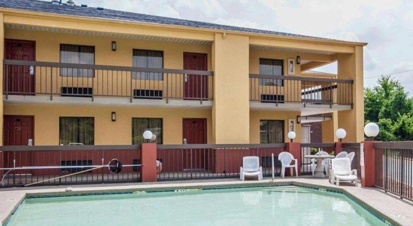 Econo Lodge Inn & Suites I-20, Exit 73 Tuscaloosa Eksteriør billede